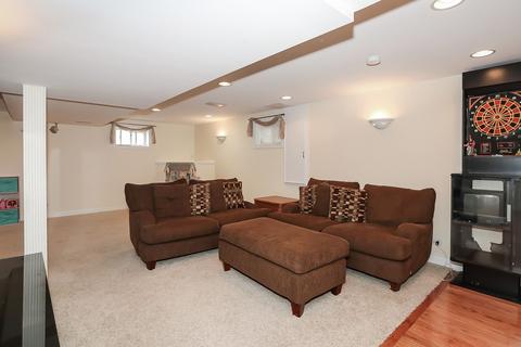 844 Columbine Dr, Elgin, IL 60124 photo 25
