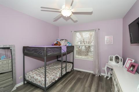 844 Columbine Dr, Elgin, IL 60124 photo 24