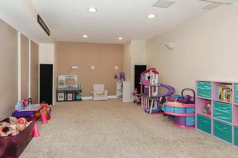 844 Columbine Dr, Elgin, IL 60124 photo 27