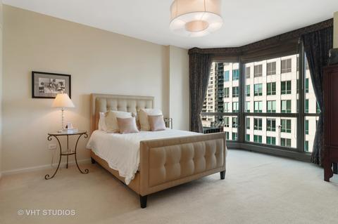 21 E Huron St #1002, Chicago, IL 60611 photo 8