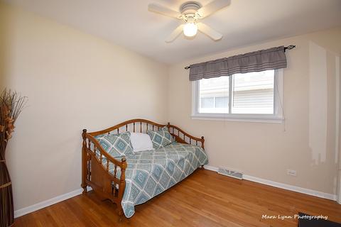 784 Foster Ave, Bartlett, IL 60103 photo 17