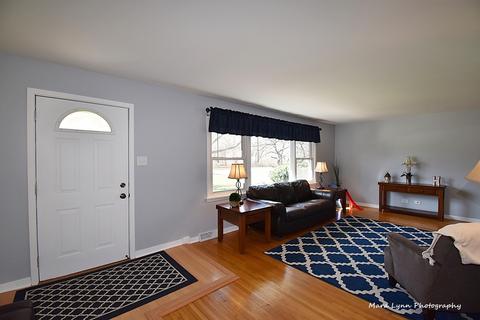 784 Foster Ave, Bartlett, IL 60103 photo 4