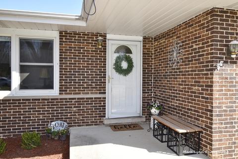 784 Foster Ave, Bartlett, IL 60103 photo 3
