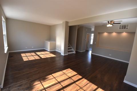 2317 Hudson Cir, Aurora, IL 60502 photo 2
