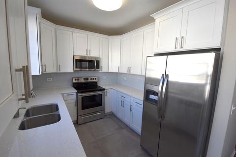 2317 Hudson Cir, Aurora, IL 60502 photo 6