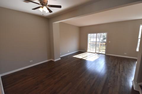 2317 Hudson Cir, Aurora, IL 60502 photo 4