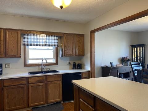202 Suelynn Dr, Normal, IL 61761 photo 7