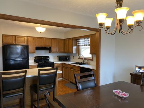 202 Suelynn Dr, Normal, IL 61761 photo 8