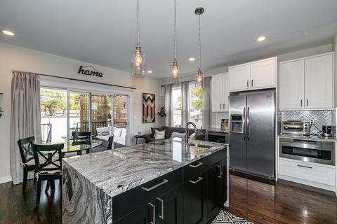 7634 W Addison St, Chicago, IL 60634 photo 9