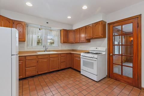 1690 Webster Ln, Des Plaines, IL 60018 photo 10