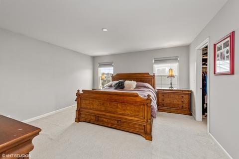 1758 Prospect Dr, Hoffman Estates, IL 60192 photo 11