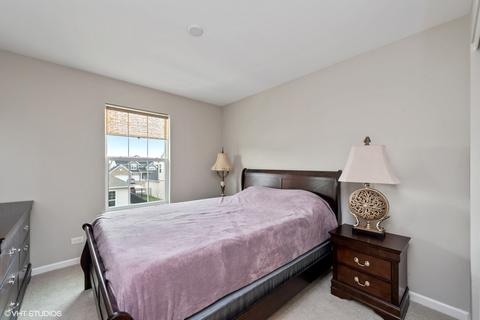 1758 Prospect Dr, Hoffman Estates, IL 60192 photo 19