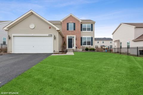 1758 Prospect Dr, Hoffman Estates, IL 60192 photo 1