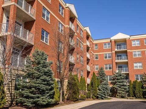 1 Itasca Pl #113, Itasca, IL 60143 photo 1