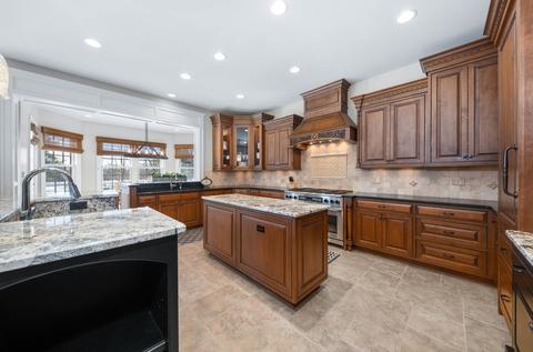 1540 Gamon Rd, Wheaton, IL 60189 photo 12