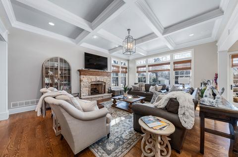 1540 Gamon Rd, Wheaton, IL 60189 photo 8