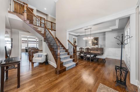 1540 Gamon Rd, Wheaton, IL 60189 photo 2
