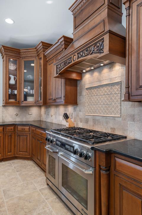 1540 Gamon Rd, Wheaton, IL 60189 photo 11