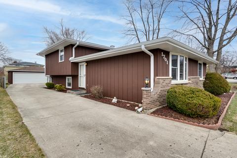 1701 Coolidge Ave, Wheaton, IL 60189 photo 1