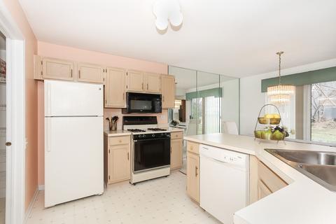 1338 Summersweet Ln, Bartlett, IL 60103 photo 12