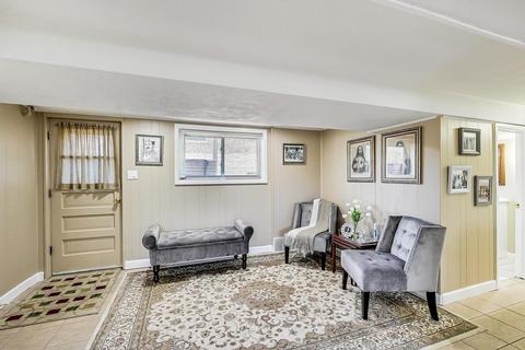 8430 W Roseview Dr, Niles, IL 60714 photo 21
