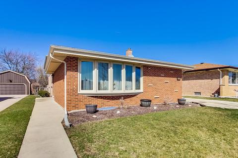8430 W Roseview Dr, Niles, IL 60714 photo 2