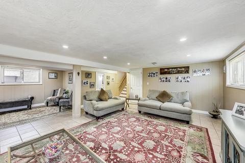 8430 W Roseview Dr, Niles, IL 60714 photo 20