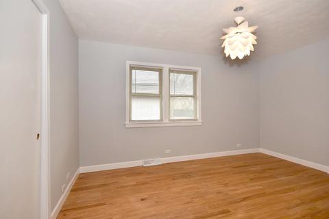 805 Ruth Dr, Elgin, IL 60123 photo 25