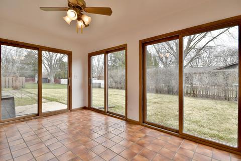 805 Ruth Dr, Elgin, IL 60123 photo 19