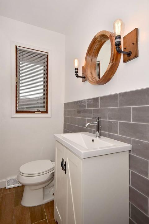 805 Ruth Dr, Elgin, IL 60123 photo 23