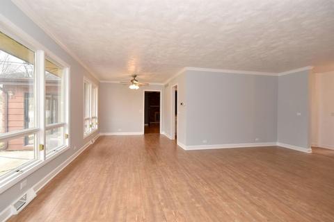 805 Ruth Dr, Elgin, IL 60123 photo 14