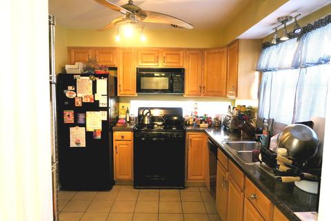 1648 E 74th Pl, Chicago, IL 60649 photo 6
