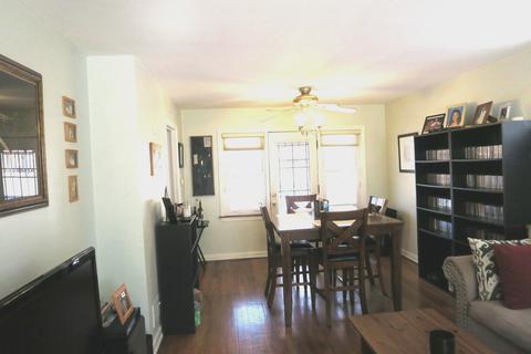 1648 E 74th Pl, Chicago, IL 60649 photo 4