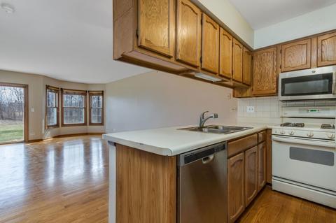 506 Nicole Dr #C, Bartlett, IL 60103 photo 4