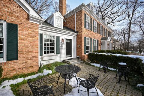27 W184 Wallace Rd, Wheaton, IL 60189 photo 7