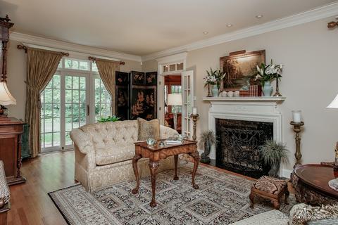 27 W184 Wallace Rd, Wheaton, IL 60189 photo 19