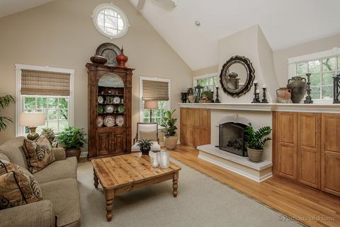 27 W184 Wallace Rd, Wheaton, IL 60189 photo 15