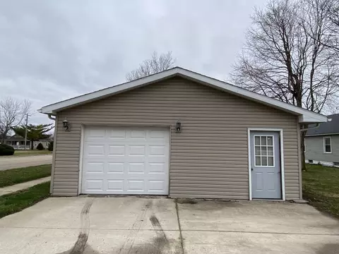 324 Cedar St, Cedar Point, IL 61316 photo 13