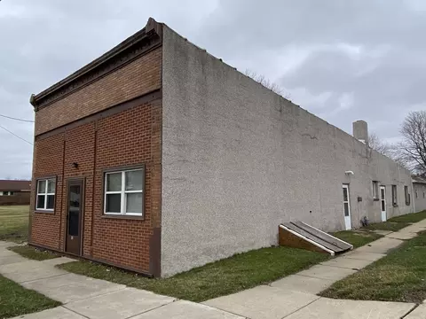 324 Cedar St, Cedar Point, IL 61316 photo 3