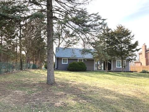 960 S Chatham Ave, Addison, IL 60101 photo 1