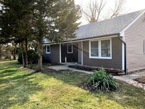 960 S Chatham Ave, Addison, IL 60101 photo 2