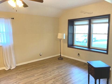 960 S Chatham Ave, Addison, IL 60101 photo 8