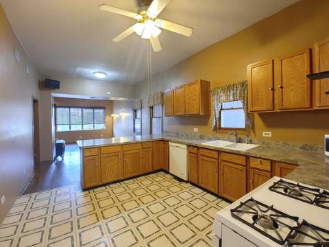 3235 S Normal Ave, Chicago, IL 60616 photo 2