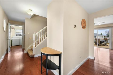 7010 Floyd Ct, Plainfield, IL 60586 photo 3