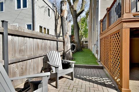 2129 W Warner Ave, Chicago, IL 60618 photo 27