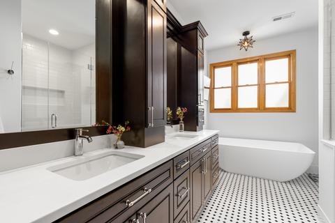 2129 W Warner Ave, Chicago, IL 60618 photo 13