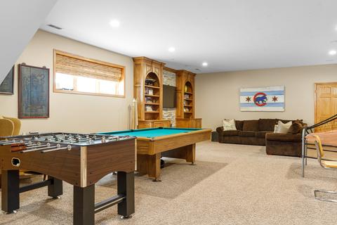 2129 W Warner Ave, Chicago, IL 60618 photo 19