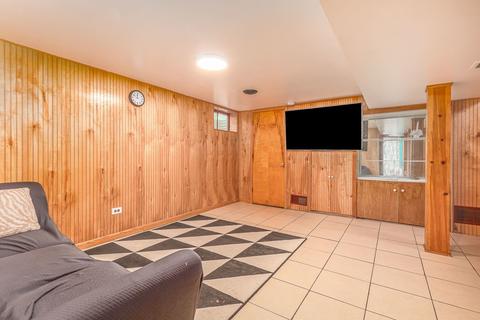 423 Pershing Ave, Wheaton, IL 60189 photo 14