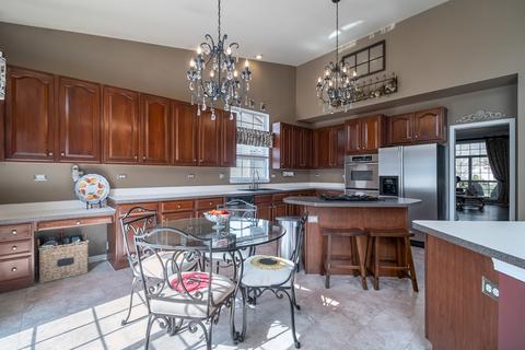 632 Commons Rd, Naperville, IL 60563 photo 8