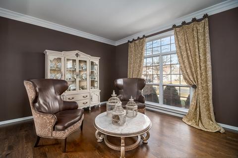 632 Commons Rd, Naperville, IL 60563 photo 4